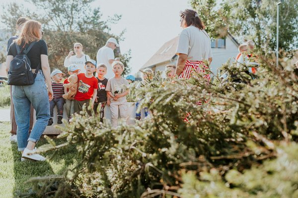 Quelles sont les meilleures activités pour un après-midi pluvieux en famille?